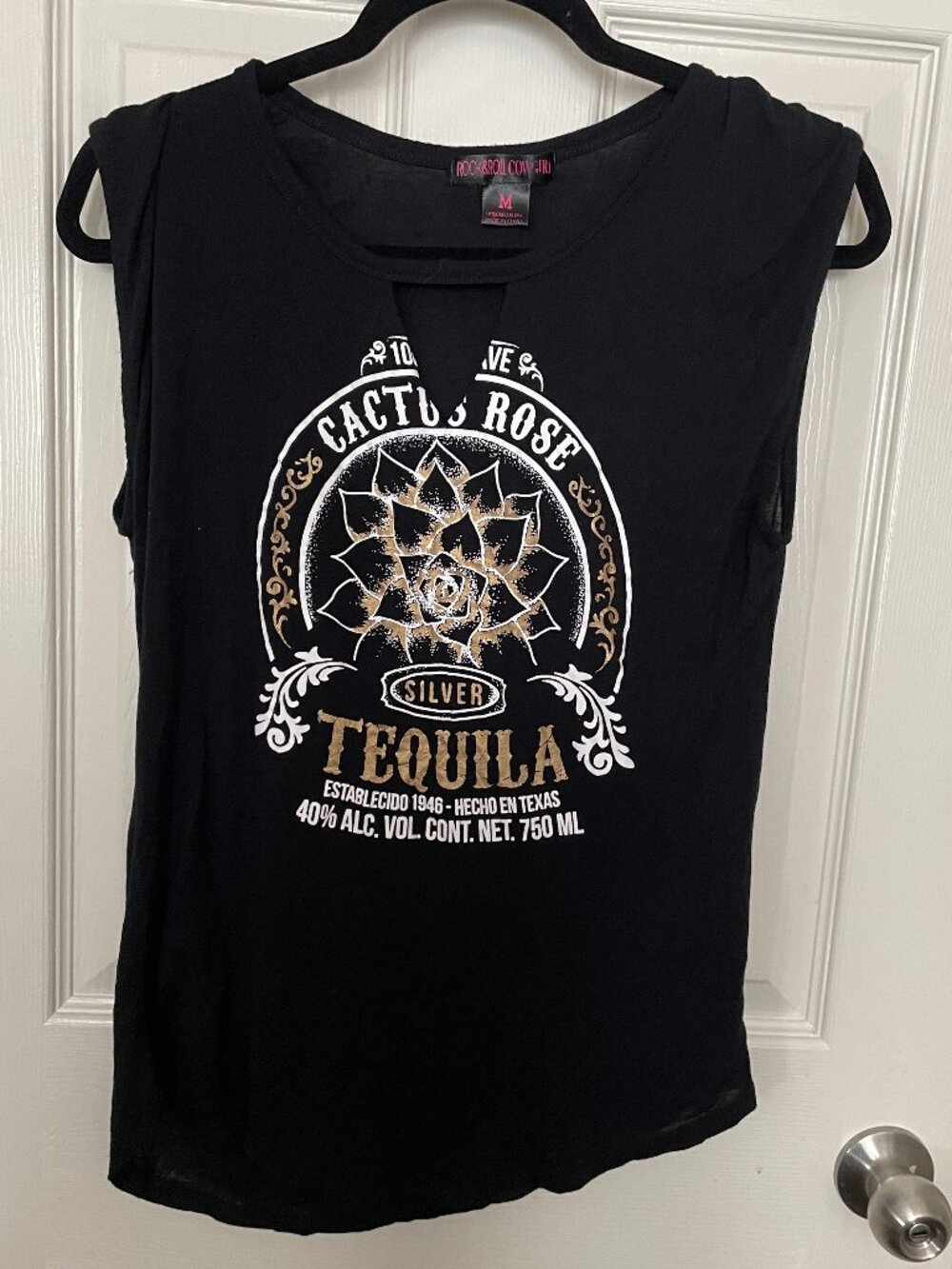 Rock & Roll Cowgirl Sleeveless Black Top - Picture 2 of 5